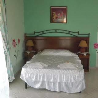 Makis Studios And Apartments Roda  Extérieur photo